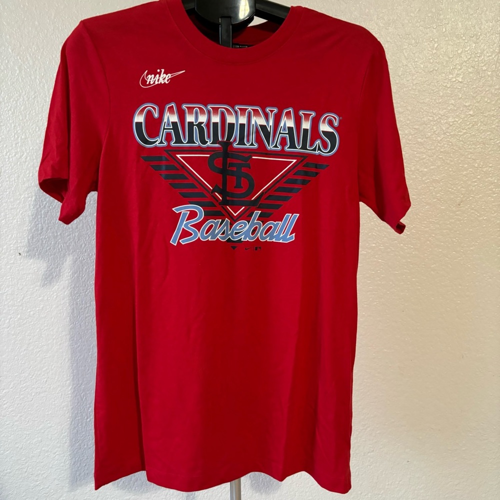 Nike St. Louis Cardinals Baseball Red Medium T-shirt.